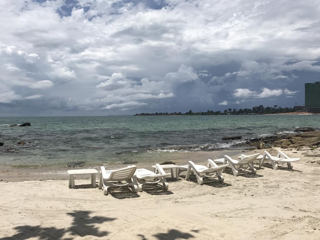 Malibu Bungalows Сиануквиль Экстерьер фото